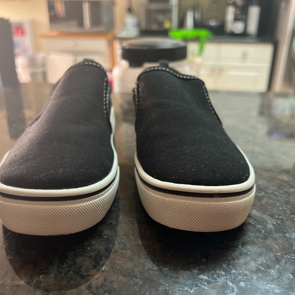 Kids Unisex Boys/Girls Wonder Nation Black Slip On Canvas Sneaker Shoes Sz 11 - Picture 5 of 7